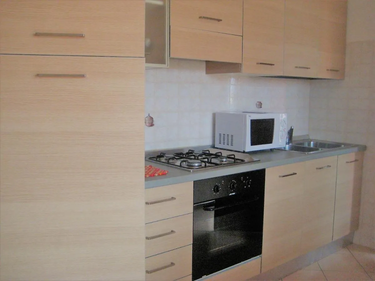 Hotel Apartments Villaggio Dei Fiori 4 Stars Luxury - Great Family Resort - Pet Friendly - With Hypermarket - Delivery Restaurant-Pizzeria - Room Breakfast With Supplement - Ultra Fast Wi-Fi - Play Area For Children - Olympic Swimming Pool - Parking Włochy