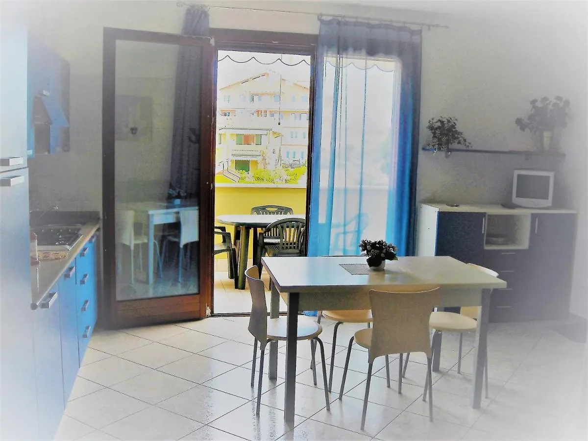 Hotel Apartments Villaggio Dei Fiori 4 Stars Luxury - Great Family Resort - Pet Friendly - With Hypermarket - Delivery Restaurant-Pizzeria - Room Breakfast With Supplement - Ultra Fast Wi-Fi - Play Area For Children - Olympic Swimming Pool - Parking 4*, Καόρλε