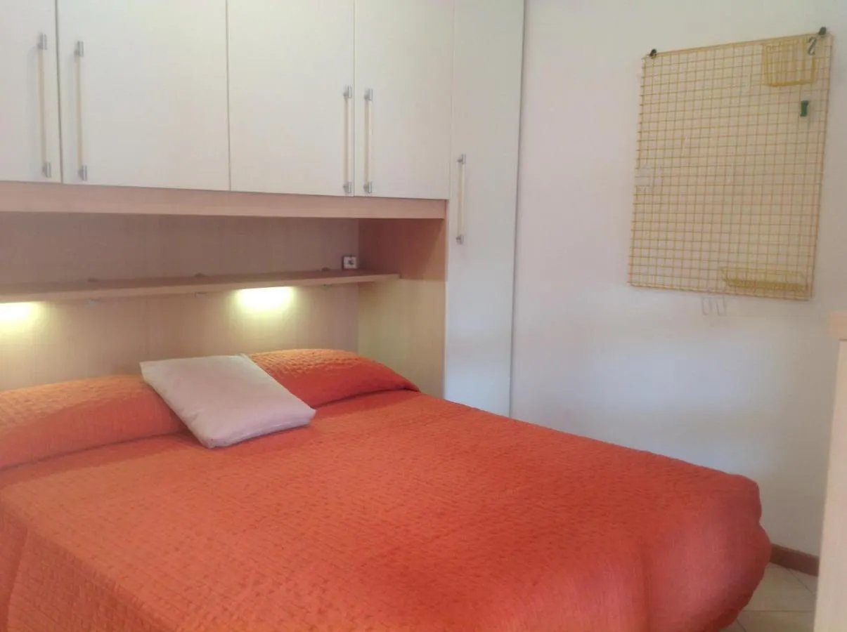 Hotel Apartments Villaggio Dei Fiori 4 Stars Luxury - Great Family Resort - Pet Friendly - With Hypermarket - Delivery Restaurant-Pizzeria - Room Breakfast With Supplement - Ultra Fast Wi-Fi - Play Area For Children - Olympic Swimming Pool - Parking 4*, Καόρλε Ιταλία