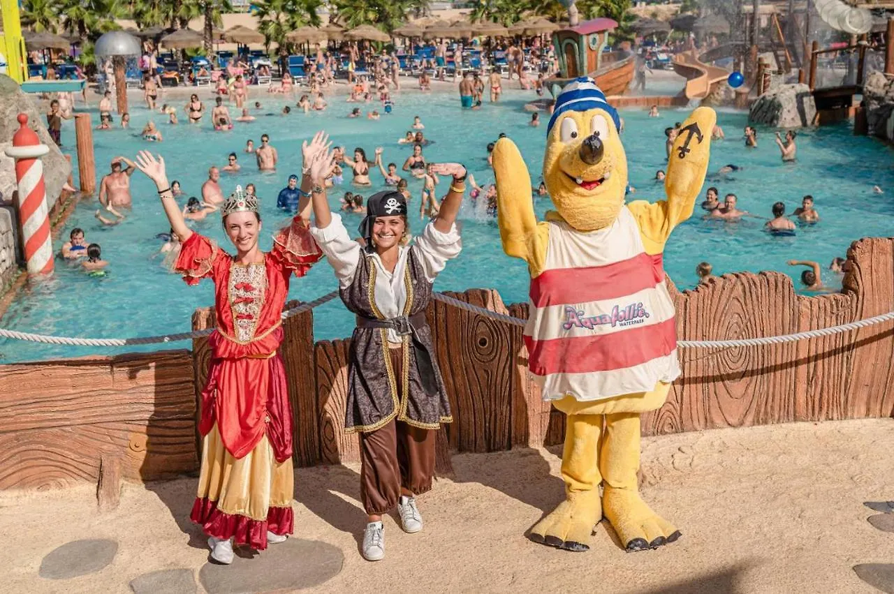 Villaggio Dei Fiori: Family-Friendly Resort with Pools and Buffet Caorle Aparthotel