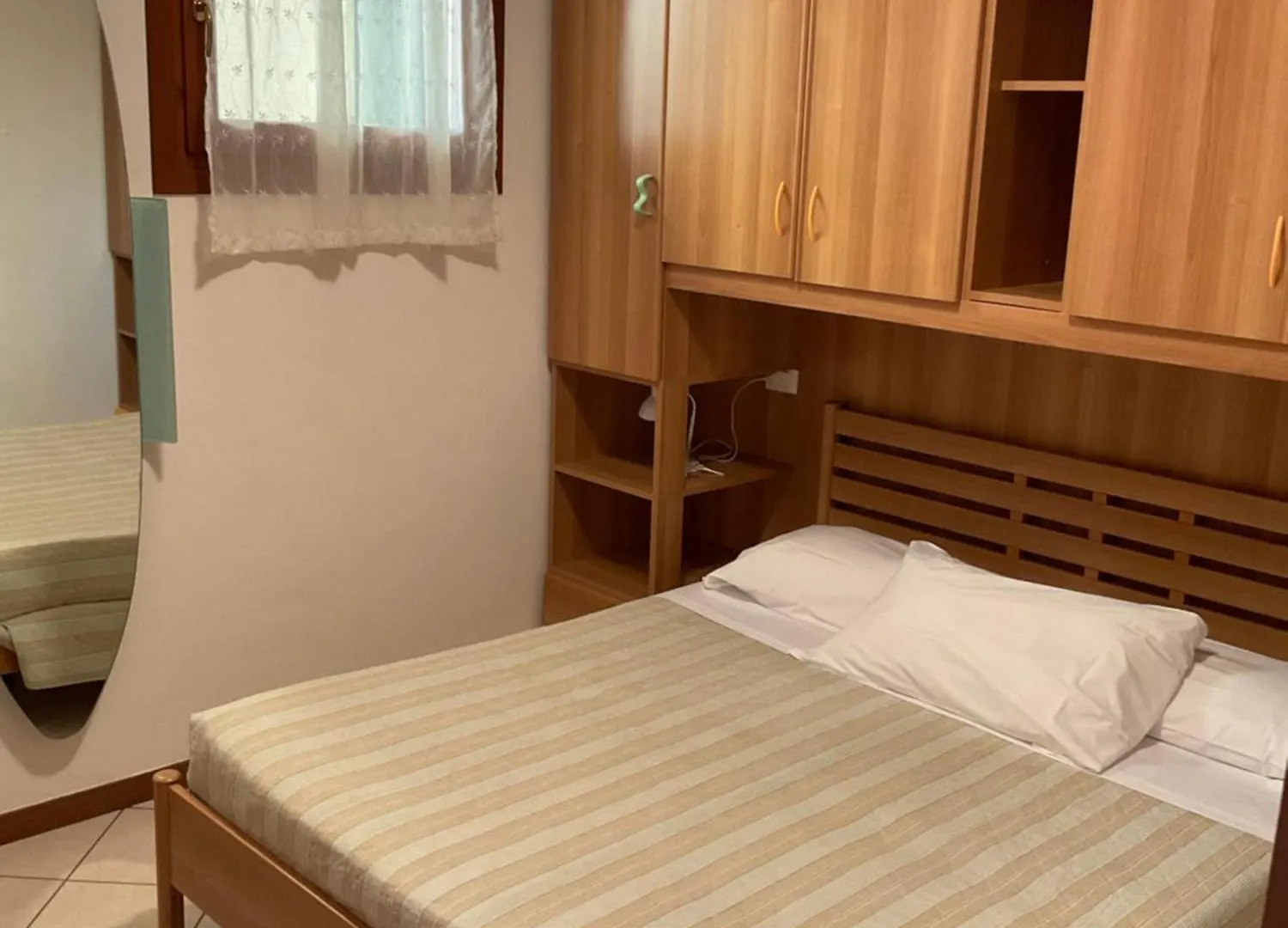 Hotel Apartments Villaggio Dei Fiori 4 Stars Luxury - Great Family Resort - Pet Friendly - With Hypermarket - Delivery Restaurant-Pizzeria - Room Breakfast With Supplement - Ultra Fast Wi-Fi - Play Area For Children - Olympic Swimming Pool - Parking 4*, Καόρλε Ιταλία